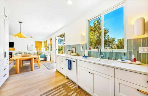 Ivey Ranch - Rancho Del Oro House | Mins To Beach! Jr. Olympic-Size Pool, Spa, Tennis