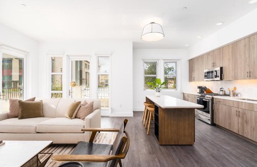 Menlo Park Hotel | Mint House Menlo Park by Kasa