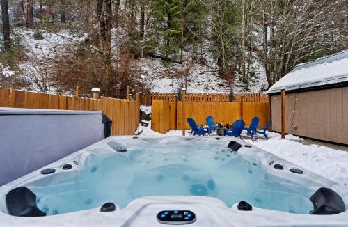 Wallace House | Minutes from Lookout Pass & Silver Mountain