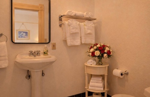 Tomales Hotel | Minutes to Dillon Beach, Tomales Bay & Point Reyes—Coastal Days, Peaceful Nights