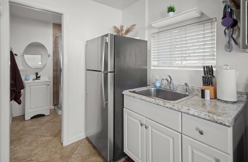 South Mission Beach House | Mission Beach 1BR · Steps to Bay & Ocean · Water Views · Free Parking