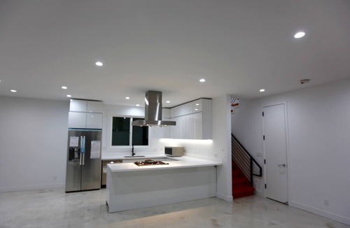 Middletown House | Mission Hills Modern Compound (San Diego)
