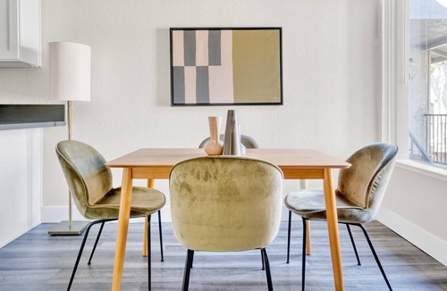 Willow Glen Apartment | Mod San Jose 2BR w/ Pool, BBQ & Spa, easy highway access, by Blueground