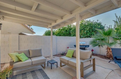 Garden Lakes Landing House | Modern 3BR w/Private Heated Pool Near Westgate + Cardinals Stadium + Race Way,