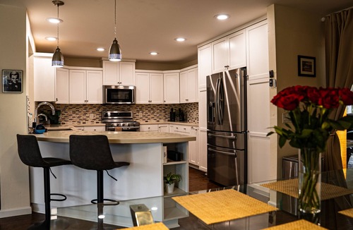 Carmel Mountain Ranch House | Modern 4bd/4ba Home with Luxurious Gym and Outdoor Oasis