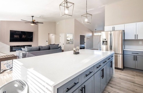 Paradise House | Modern and Bright Resort Style Home w/Heated Pool