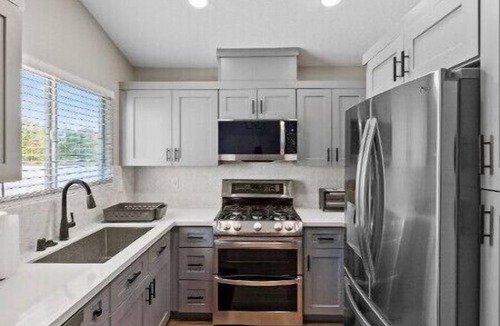 Las Vegas House | Modern and Cozy 2-Bedroom Home in Vibrant Las Vegas, Nevada!