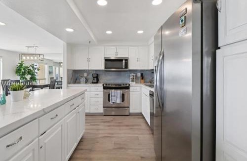 Imperial Beach Apartment | Modern Coastal Escape Breathtaking Ocean