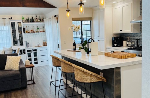Downtown Monterey House | Modern coastal home with hot tub