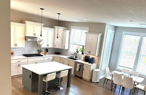 Cedar Mill House | Modern Comfort Meets Space in This 5BR Portland Home