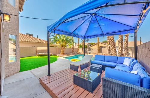 Green Valley House | Modern & Cozy | 13min to Strip, ♛Royal Beds, Pool