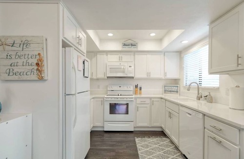 Downtown Condo | Modern Downtown Condo