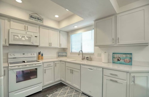 Downtown Condo | Modern Downtown Condo