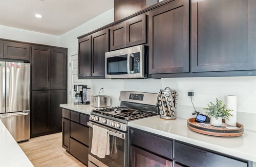 Fairfield House | Modern family-friendly home, Napa, wine country, private backyard, fire pit