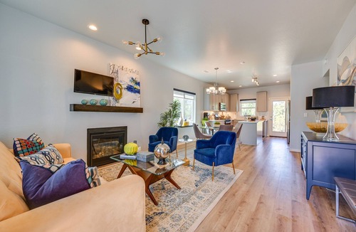 Flagstaff Cottage | Modern Flagstaff Vacation Rental w/2 Living Areas