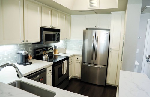 Bankers Hill Apartment | Modern | Furnished | Bankers Hill Condo | Across from Balboa Park