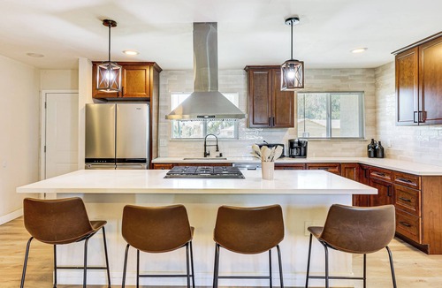 Lakeside House | Modern Gem w/Outdoor Oasis: 5 Mi to Lake Jennings