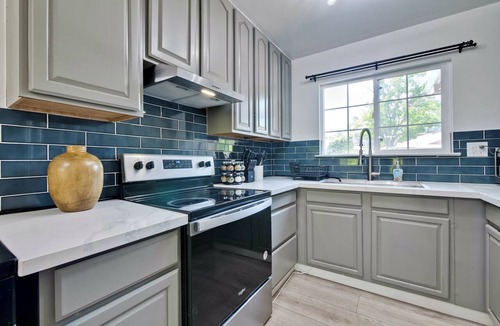 West San Jose Apartment | Modern Home near Santana Row, San Jose