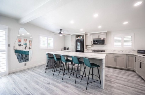 Winchester House | Modern Home Near Strip Pool