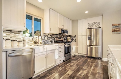 San Antonio Heights House | Modern Home SoCal Luxury Claremont/Upland 2BD/ 2BTH +Den, Oasis Backyard w/ BBQ