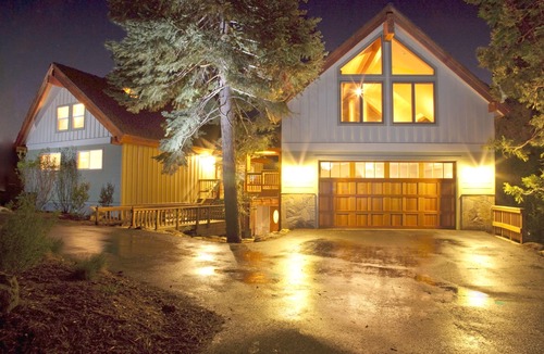 Dollar Point House | Modern House by Nordic Center, by Nordic Center, available over Holidays