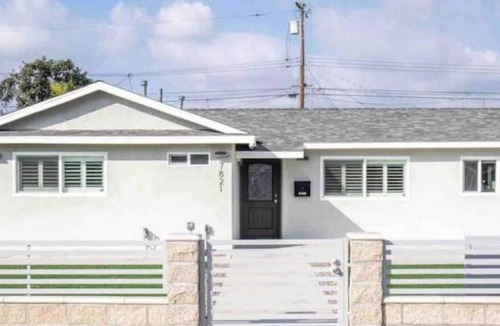 Southwest Anaheim House | Modern House near Disneyland 3BR/1BR