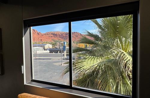 St. George Apartment | Modern Loft with Red Rock Views - Downtown St George