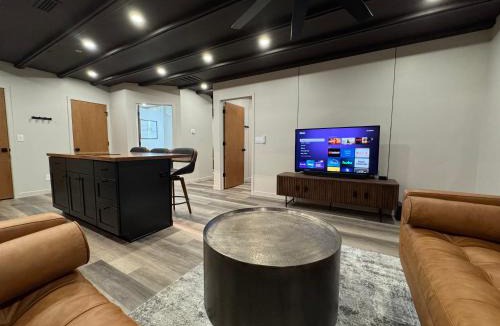 St. George Apartment | Modern Loft with Red Rock Views - Downtown St George