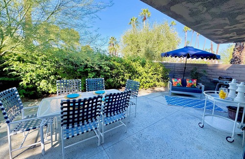Sunrise Vista Chino Condo | Modern Love at Sagewood: MCM Architecture, Prime Views