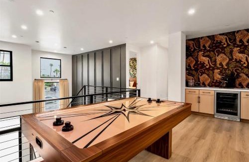 Southwest Village House | Modern Manor-6BR Pool&Spa Air Hockey Ping Pong