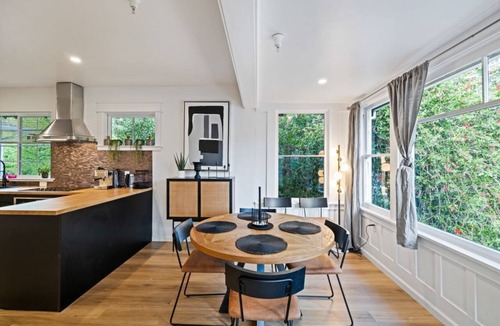 Mill Valley Apartment | Modern Retreat in the Heart of Downtown Mill Valley