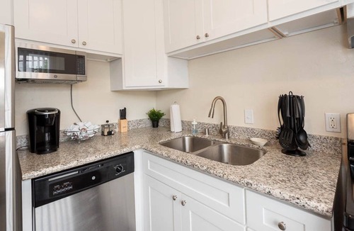 Bay Park Apartment | Modern Spacious 2BR-Near Mission Beach & SeaWorld