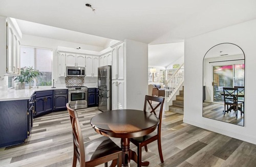 Roseville House | Modern Spacious 4BR Home w/Amenities in Roseville