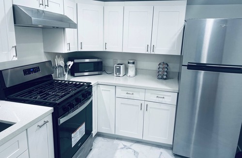 Northside Apartment | Modern Stylish Home near San Jose Airport, SJSU, SAP