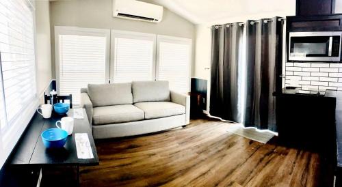 Lone Pine House | Modern Tiny Home with Mountain Views Near Mt. Whitney, Lone Pine, California