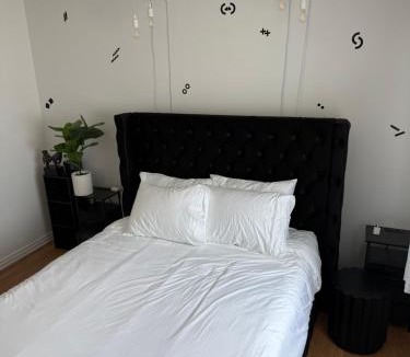 Vancouver House | Modern Tropical Cloud 9 Private Upstairs Suite