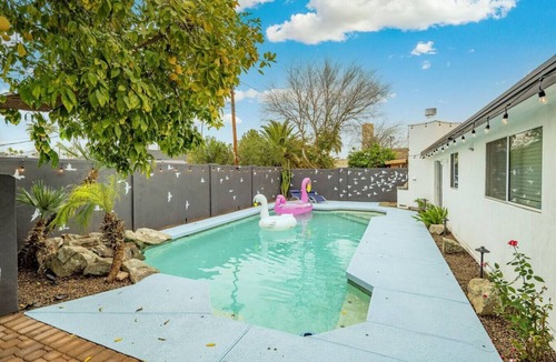 Scottsdale Estates Nine House | Modern & Upscale Entertainment Oasis: Private Pool