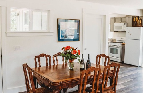 Adelaida House | 'Moe's Cabin' in the heart of Adelaida wine country and epic star gazing