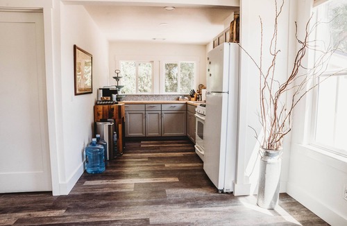 Adelaida House | 'Moe's Cabin' in the heart of Adelaida wine country and epic star gazing