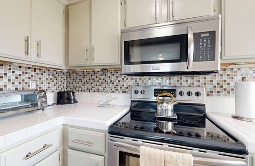 Monarch Beach Condo | Monarch Vista: Updated Ocean-View Gem | Heated Pool & Spa, Walk Everywhere