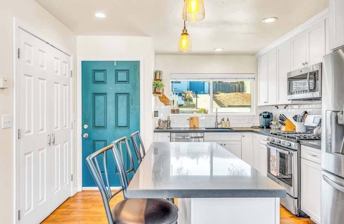 Del Rey Oaks House | Monterey Bay Home Near Beach and Wharf