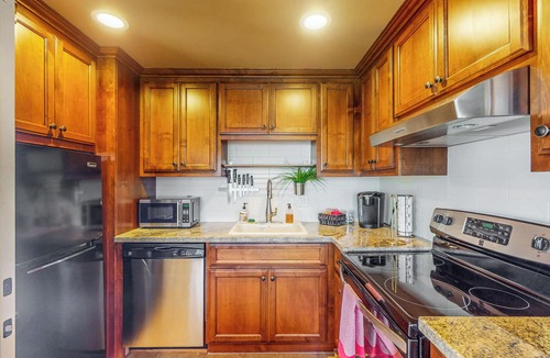 Morgan Hill House | Morgan Hill Couple's Gem: 'Villa in the Vineyards'