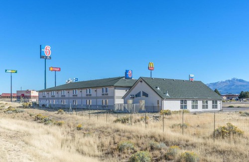 Beaver Hotel | Motel 6-Beaver, UT