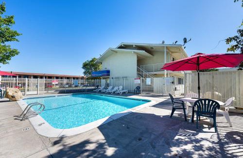 Carson City Hotel | Motel 6-Carson City, NV