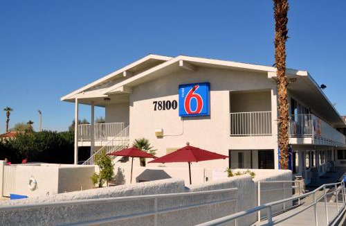 Palm Desert Hotel | Motel 6-Palm Desert, CA - Palm Springs Area
