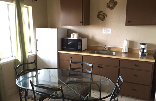 Downtown Hotel | Motel 6 Pismo Beach - Pacific Ocean