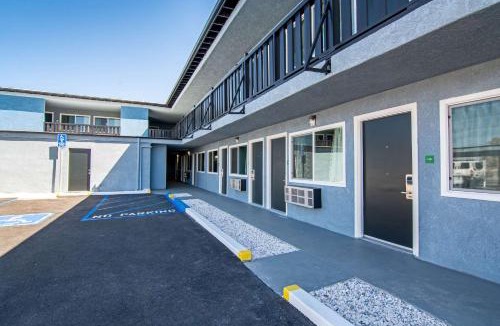 Ridgecrest Hotel | Motel 6 Ridgecrest, CA China Lake