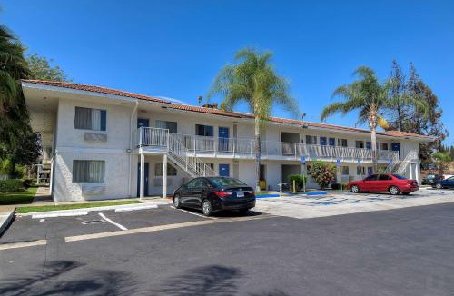 Rowland Heights Hotel | Motel 6-Rowland Heights, CA - Los Angeles - Pomona