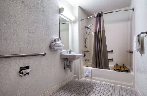 Rowland Heights Hotel | Motel 6 Rowland Heights, CA - Los Angeles - Pomona