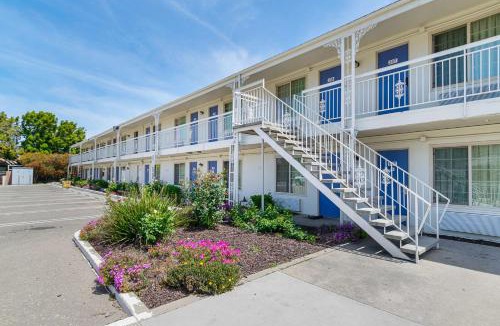 Santa Maria Hotel | Motel 6-Santa Maria, CA - South